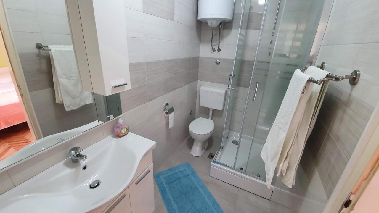Double Rooms Tomica 2 With Balcony Baška Zewnętrze zdjęcie