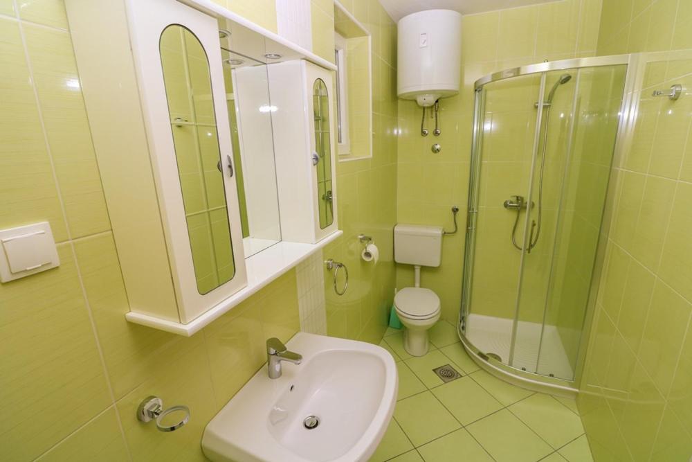 Double Rooms Tomica 2 With Balcony Baška Zewnętrze zdjęcie