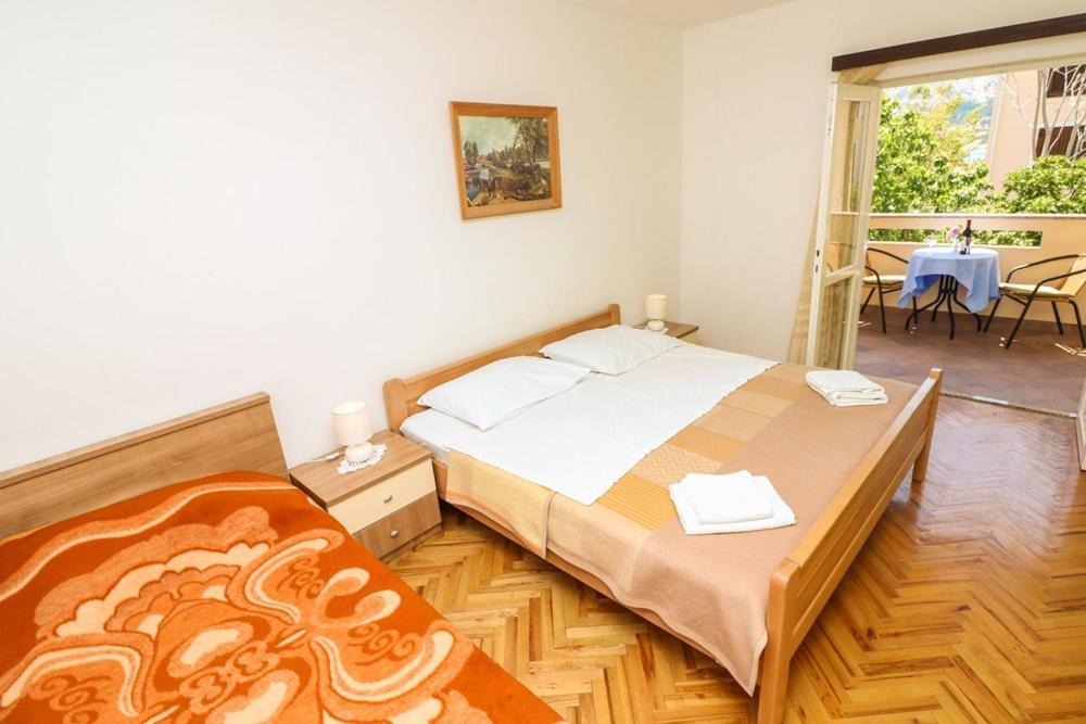 Double Rooms Tomica 2 With Balcony Baška Zewnętrze zdjęcie