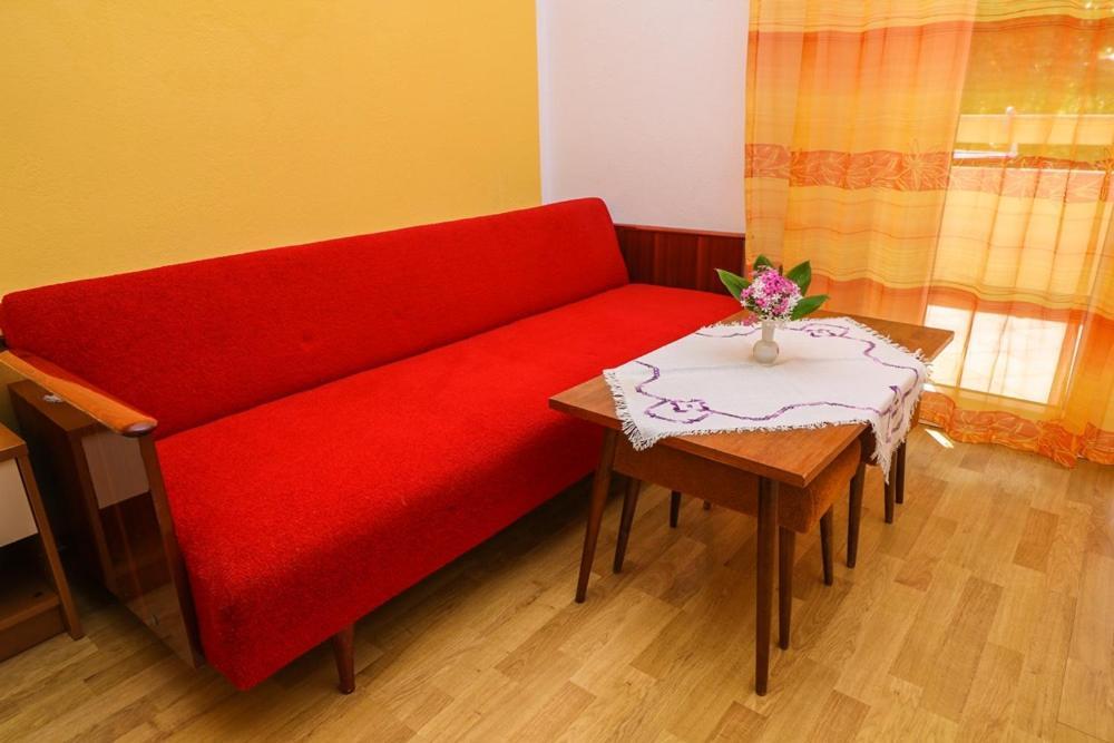 Double Rooms Tomica 2 With Balcony Baška Zewnętrze zdjęcie