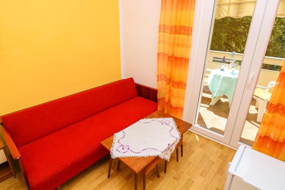 Double Rooms Tomica 2 With Balcony Baška Zewnętrze zdjęcie
